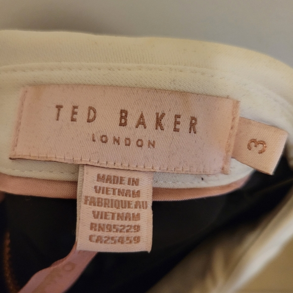 Haeden Dress - Picture 4 of 9